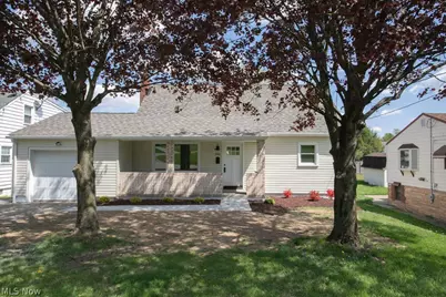 556 Idora Lane, Struthers, OH 44471 - Photo 2