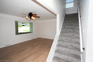 556 Idora Ln, Struthers, OH 44471 - Photo 12
