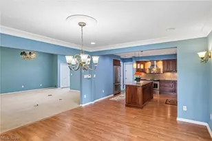 838 Lynnhaven Ln, Akron, OH 44313 - Photo 14
