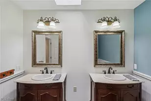 838 Lynnhaven Ln, Akron, OH 44313 - Photo 26
