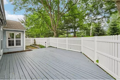 838 Lynnhaven Lane, Akron, OH 44313 - Photo 34