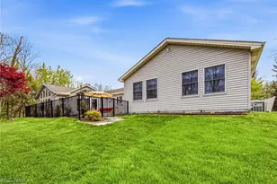 16912 Albion Rd, Strongsville, OH 44136 - Photo 36
