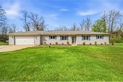 16912 Albion Road, Strongsville, OH 44136 - Photo 2