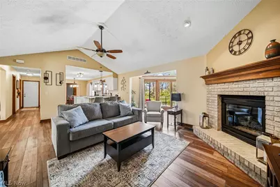 16912 Albion Road, Strongsville, OH 44136 - Photo 10