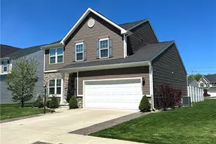 36582 Stockport Mill Dr, North Ridgeville, OH 44039 - Photo 2