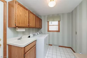 409 Avon Point Ave, Avon Lake, OH 44012 - Photo 44