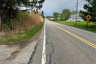 12754 Chamberlain Rd, Aurora, OH 44202 - Photo 2