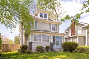 962 Woodward Ave, Akron, OH 44310 - Photo 2