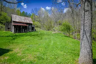 1547 Providence Rd, Elizabeth, WV 26143 - Photo 26