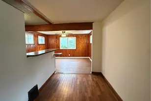 1427 E 252nd St, Euclid, OH 44117 - Photo 10