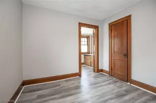 10203 Greenview Ave, Garfield Heights, OH 44125 - Photo 20