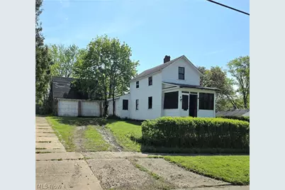 447 S Diamond Street, Ravenna, OH 44266 - Photo 1