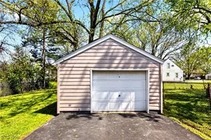 1424 Clemmens Ave NW, Warren, OH 44485 - Photo 20