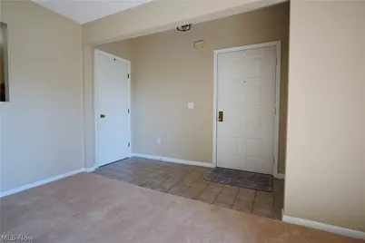 7122 Village Drive, Concord Twp, OH 44060 - Photo 4