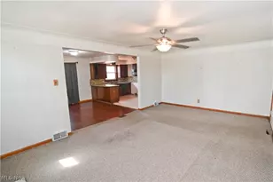 11 Brookline Ave, Youngstown, OH 44505 - Photo 4