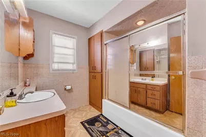 19720 Pasnow Avenue, Euclid, OH 44119 - Photo 20