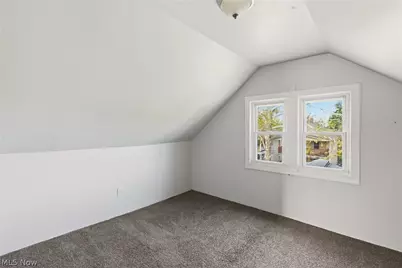 515 E 143rd Street #Upstairs, Loveland, OH 44110 - Photo 10