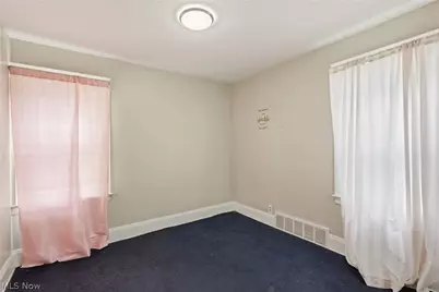 515 E 143rd Street #Downstairs, Loveland, OH 44110 - Photo 6