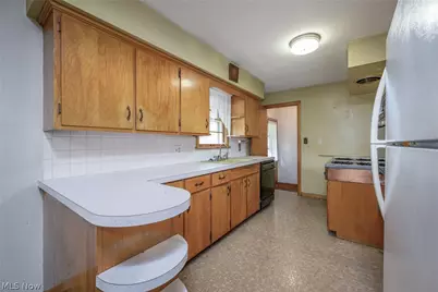 1074 Jessie Avenue, Kent, OH 44240 - Photo 10