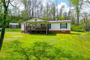 205 Township Rd 216, Richmond, OH 43944 - Photo 2