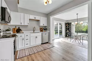 375 Hillside Rd, Green Hills, OH 44131 - Photo 8