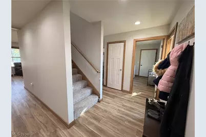234 E Ohio Avenue, Dover, OH 44622 - Photo 6