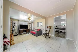 380 Broadway St, Amherst, OH 44001 - Photo 14