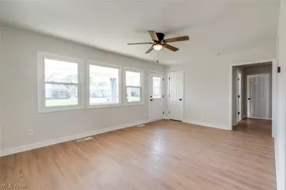 4314 Talbot Lane, Lorain, OH 44055 - Photo 12