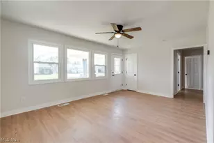 4314 Talbot Ln, Lorain, OH 44055 - Photo 12