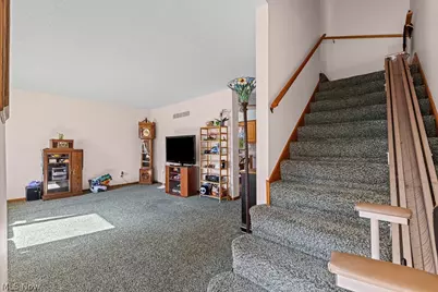 720-722 Newton Street, Barberton, OH 44203 - Photo 16