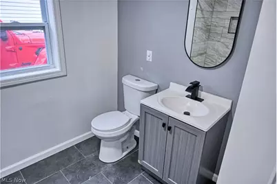 130 Traymore Boulevard, Eastlake, OH 44095 - Photo 8