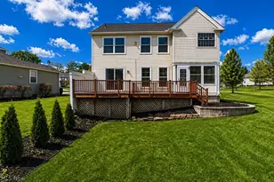 104 Woodbridge Crossing, Chardon, OH 44024 - Photo 2