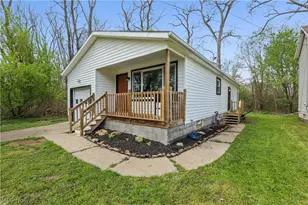 1282 Cordova Ave, Akron, OH 44320 - Photo 2