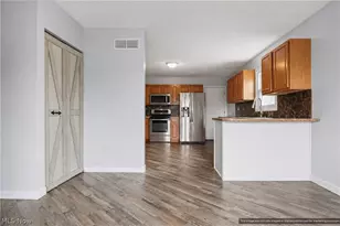 1282 Cordova Ave, Akron, OH 44320 - Photo 6