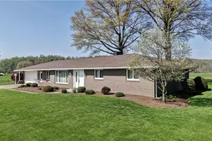 7090 Winfield Strasburg Rd NW, Strasburg, OH 44680 - Photo 2