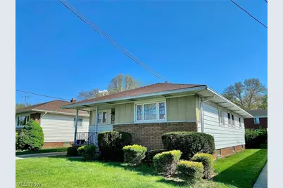 24350 Stephen Avenue, Euclid, OH 44123 - Photo 2