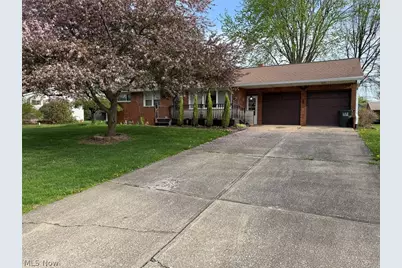 239 Fairview Street, Louisville, OH 44641 - Photo 2