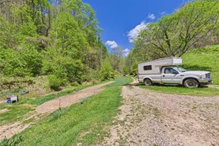 1000 Coon Fork Rd, Arnoldsburg, WV 25234 - Photo 12