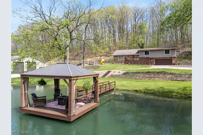 3256 Salineville Road NE, Carrollton, OH 44615 - Photo 2