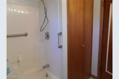 5845 Woodman Avenue, Ashtabula, OH 44004 - Photo 16
