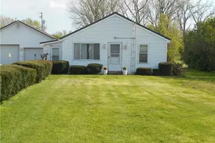 5845 Woodman Ave, Ashtabula, OH 44004 - Photo 2
