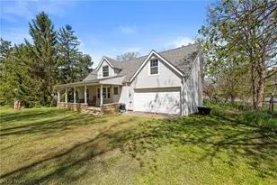 32601 Eddy Rd, Willoughby Hills, OH 44094 - Photo 2