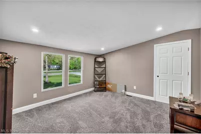 8689 Stearns Road, Olmsted Twp, OH 44138 - Photo 30