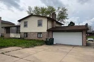 7398 Shisler St NE, Canton, OH 44721 - Photo 2