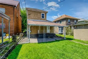 942 Virginia Ave, Follansbee, WV 26037 - Photo 4