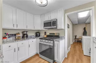 4905 Madison Ave, Sheffield Lake, OH 44054 - Photo 8