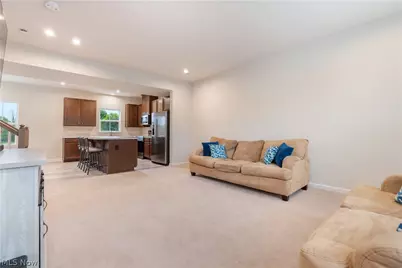 342 E Reno Drive, Louisville, OH 44641 - Photo 14