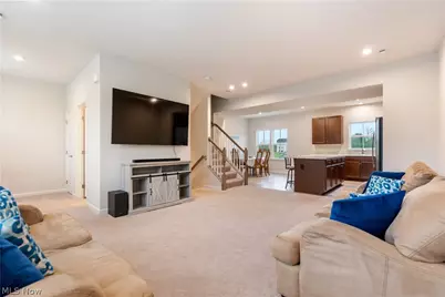 342 E Reno Drive, Louisville, OH 44641 - Photo 12