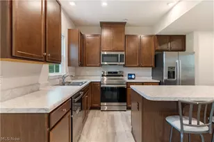 342 E Reno Dr, Louisville, OH 44641 - Photo 16