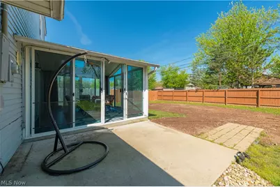 404 Oaknoll Drive, Amherst, OH 44001 - Photo 42